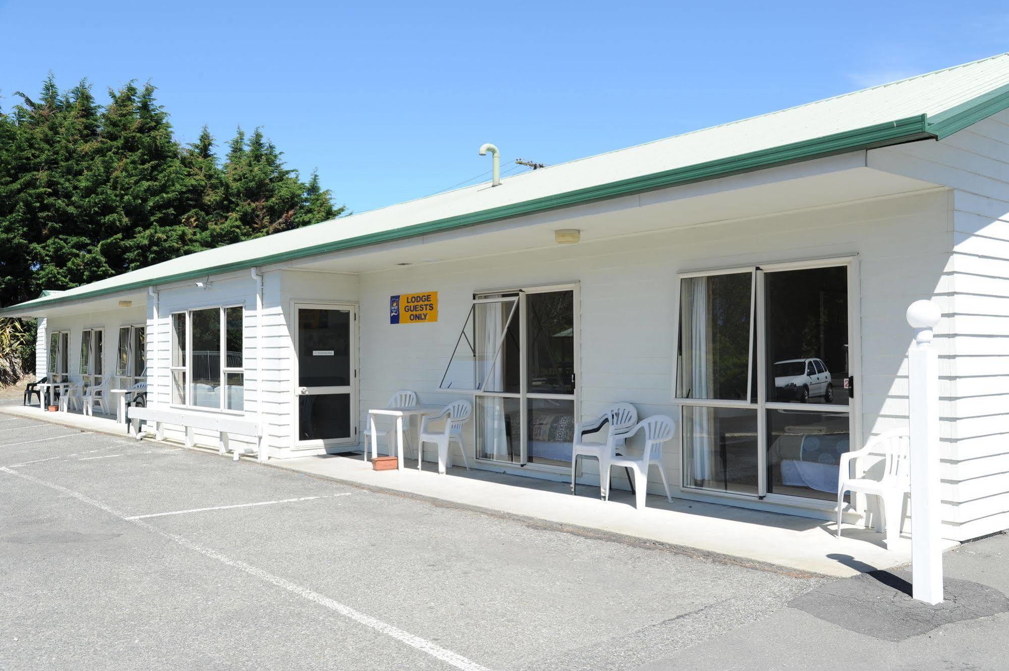 Blenheim Bridges Holiday Park Exterior foto